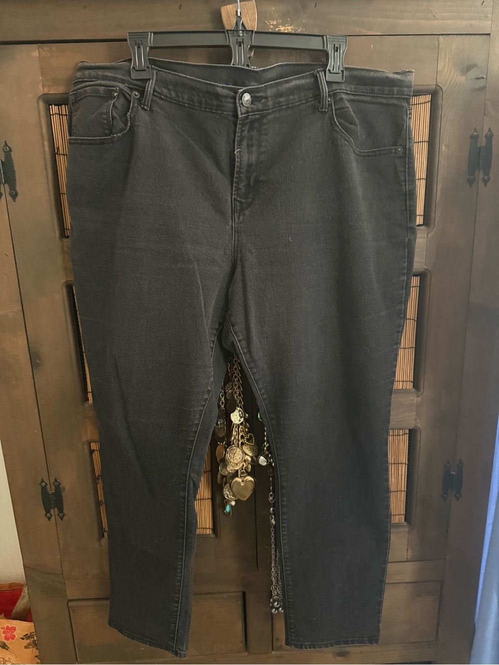 Black Women's Stretch Black Jeans - Classic Everyday Fit - Size 18